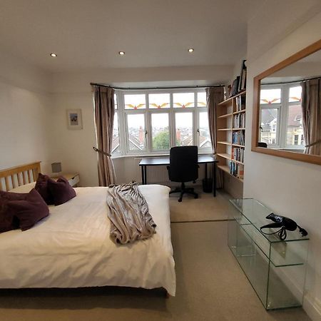 Quiet Terraced House Apartment Bristol Exterior photo